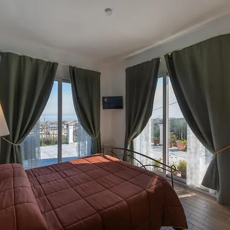 فندق مبيت وإفطار Villamarea فرانكافيلا أل ماري