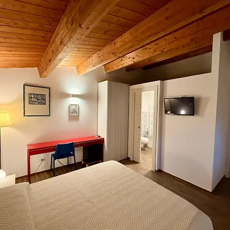 B&B Villamarea 프란카빌라 알 마레