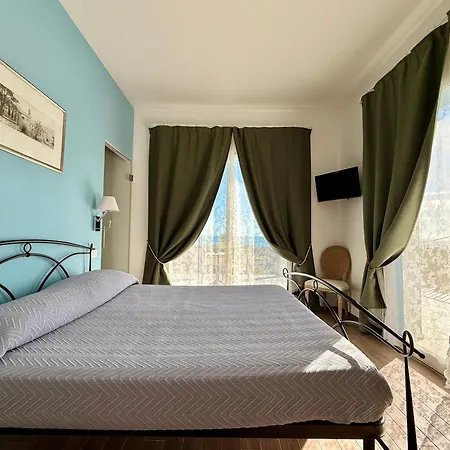 Villamarea فندق مبيت وإفطار 3*